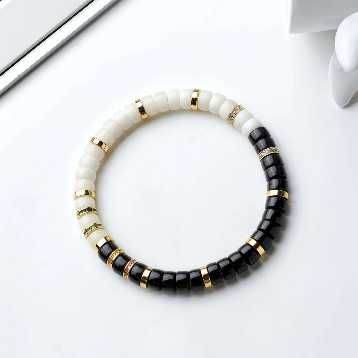 Oathcord Black & White Bodhi Seed Bracelet