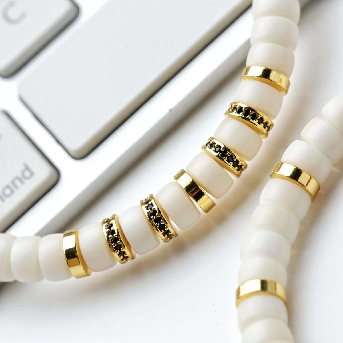 Oathcord Black & White Bodhi Seed Bracelet